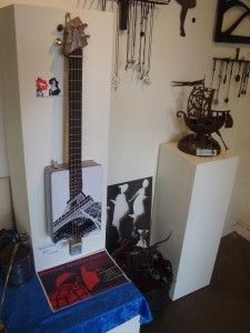 Moondog's Tin Guitar "Eifel"
